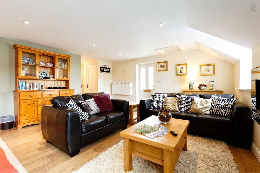 Carpenters Cottages Llanishen Zimmer foto